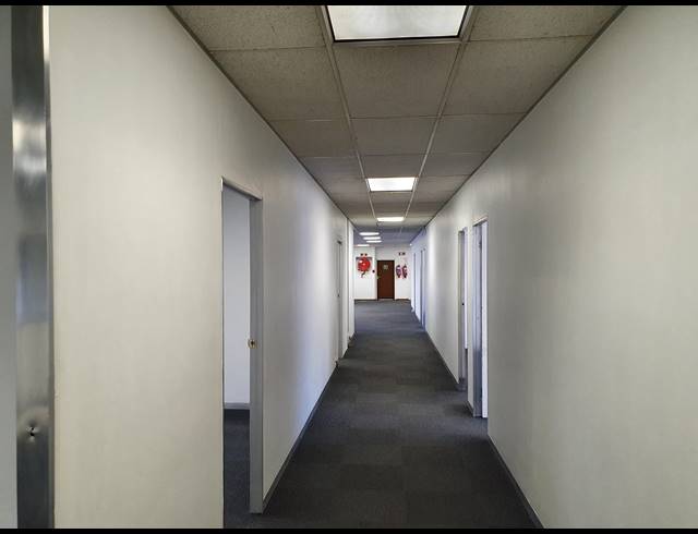 426M² OFFICE TO LET IN ALRODE